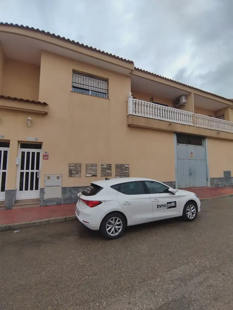 4 bedroom Flat for sale in Torre-Pacheco - € 140,000 (Ref: 9816560)