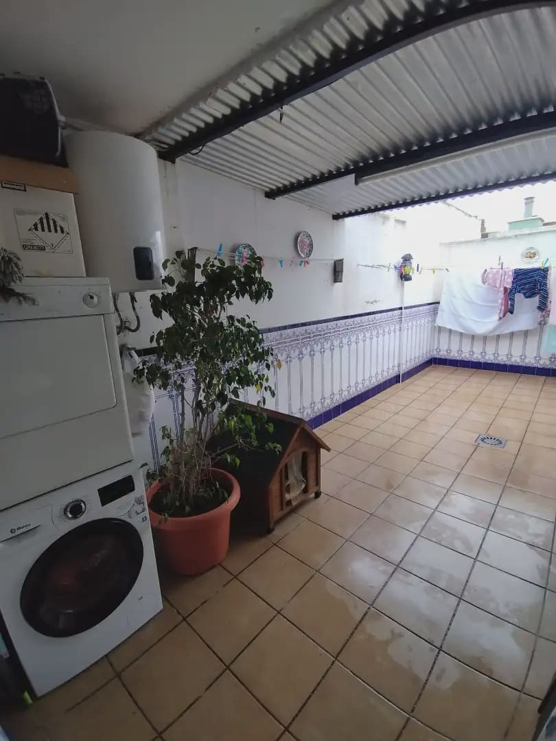 4 bedroom Flat for sale in Torre-Pacheco - € 140,000 (Ref: 9816560)