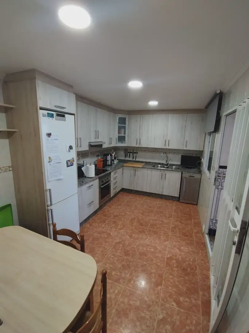 4 bedroom Flat for sale in Torre-Pacheco - € 140,000 (Ref: 9816560)