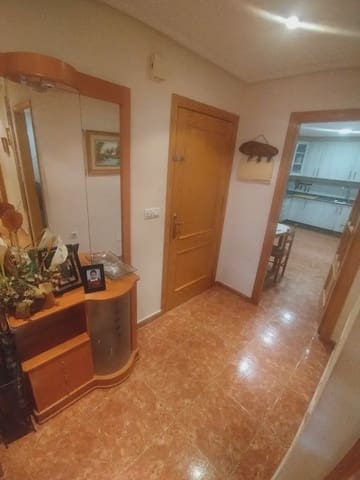 4 bedroom Flat for sale in Torre-Pacheco - € 140,000 (Ref: 9816560)
