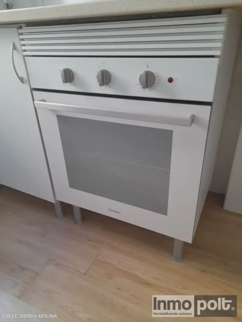 1 sypialnia Mieszkanie na sprzedaż w Miasto Madryt - 180 000 € (Ref: 9821623)