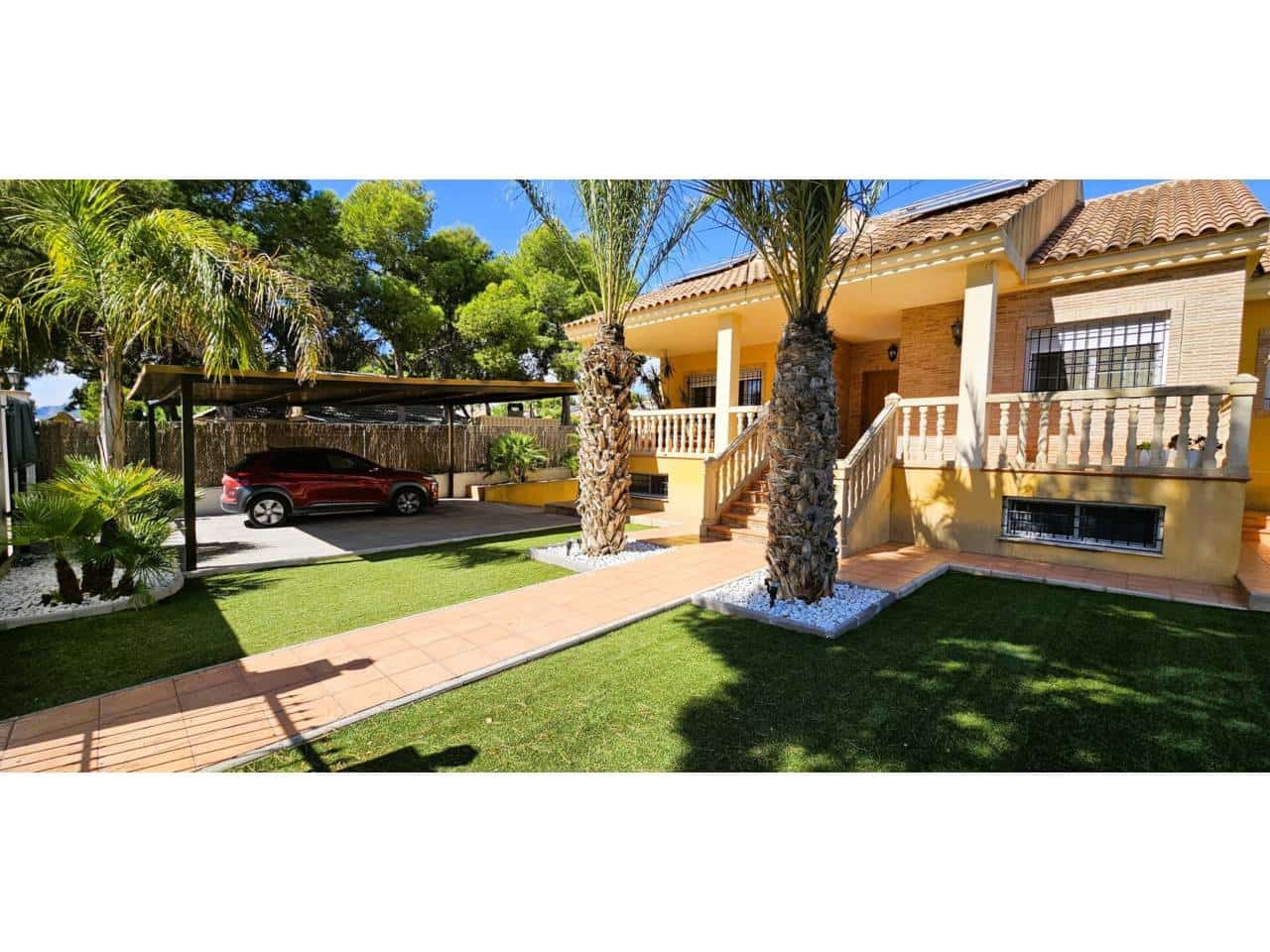 3 Zimmer Villa zu verkaufen in Totana mit Pool Garage - 470.000 € (Ref: 9911374)