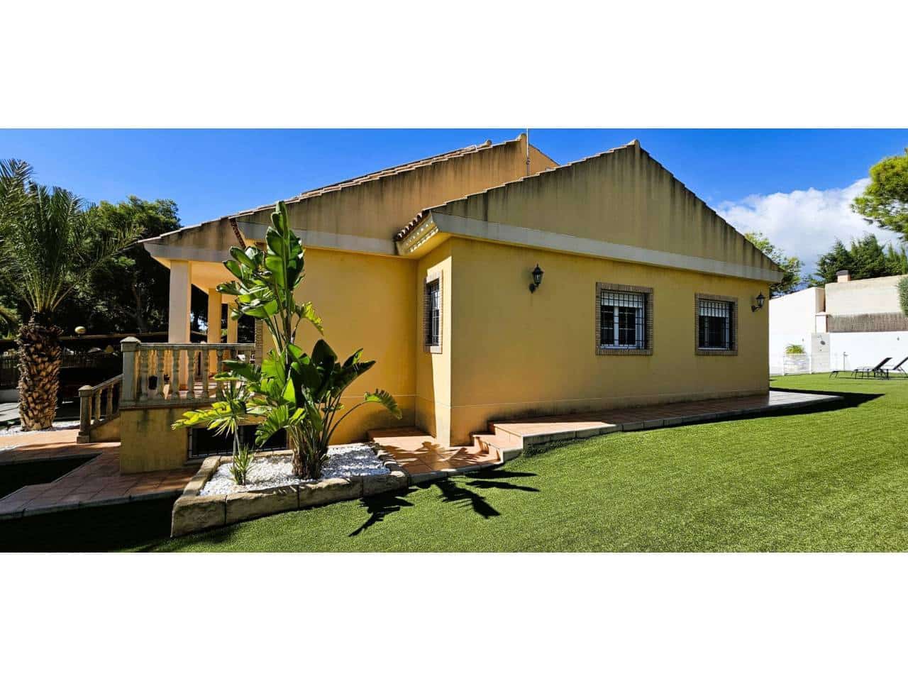 3 Zimmer Villa zu verkaufen in Totana mit Pool Garage - 470.000 € (Ref: 9911374)