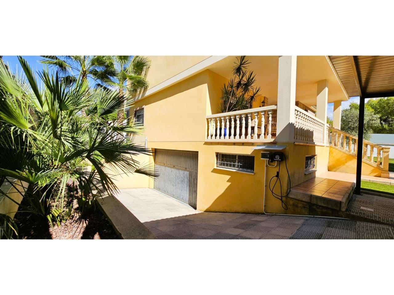 3 Zimmer Villa zu verkaufen in Totana mit Pool Garage - 470.000 € (Ref: 9911374)