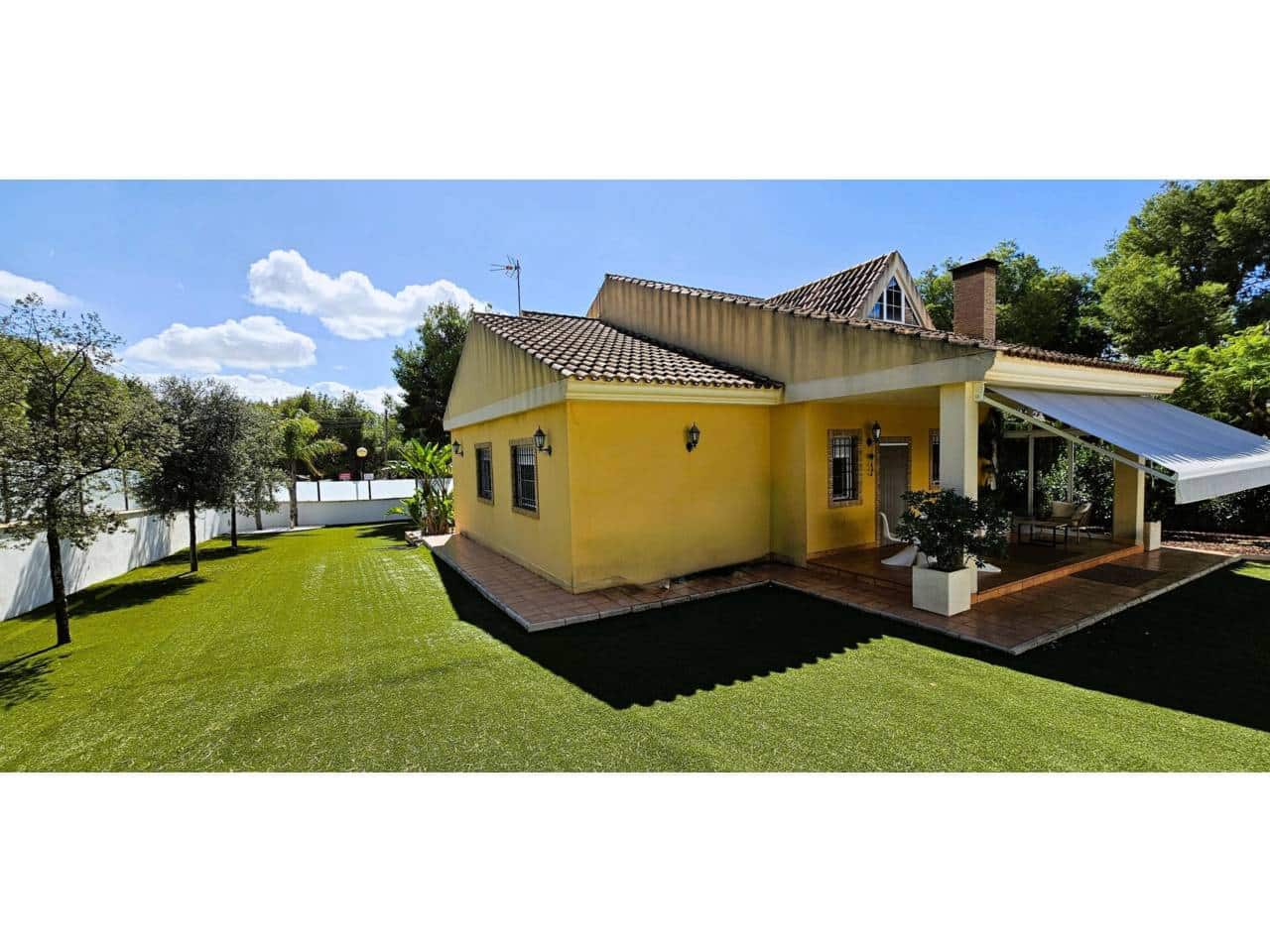 3 Zimmer Villa zu verkaufen in Totana mit Pool Garage - 470.000 € (Ref: 9911374)