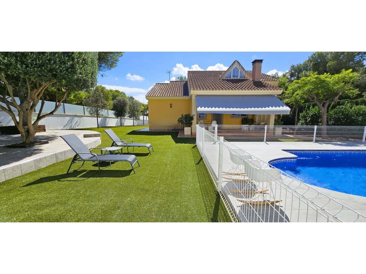 3 Zimmer Villa zu verkaufen in Totana mit Pool Garage - 470.000 € (Ref: 9911374)