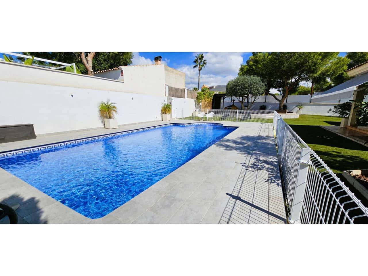 3 Zimmer Villa zu verkaufen in Totana mit Pool Garage - 470.000 € (Ref: 9911374)