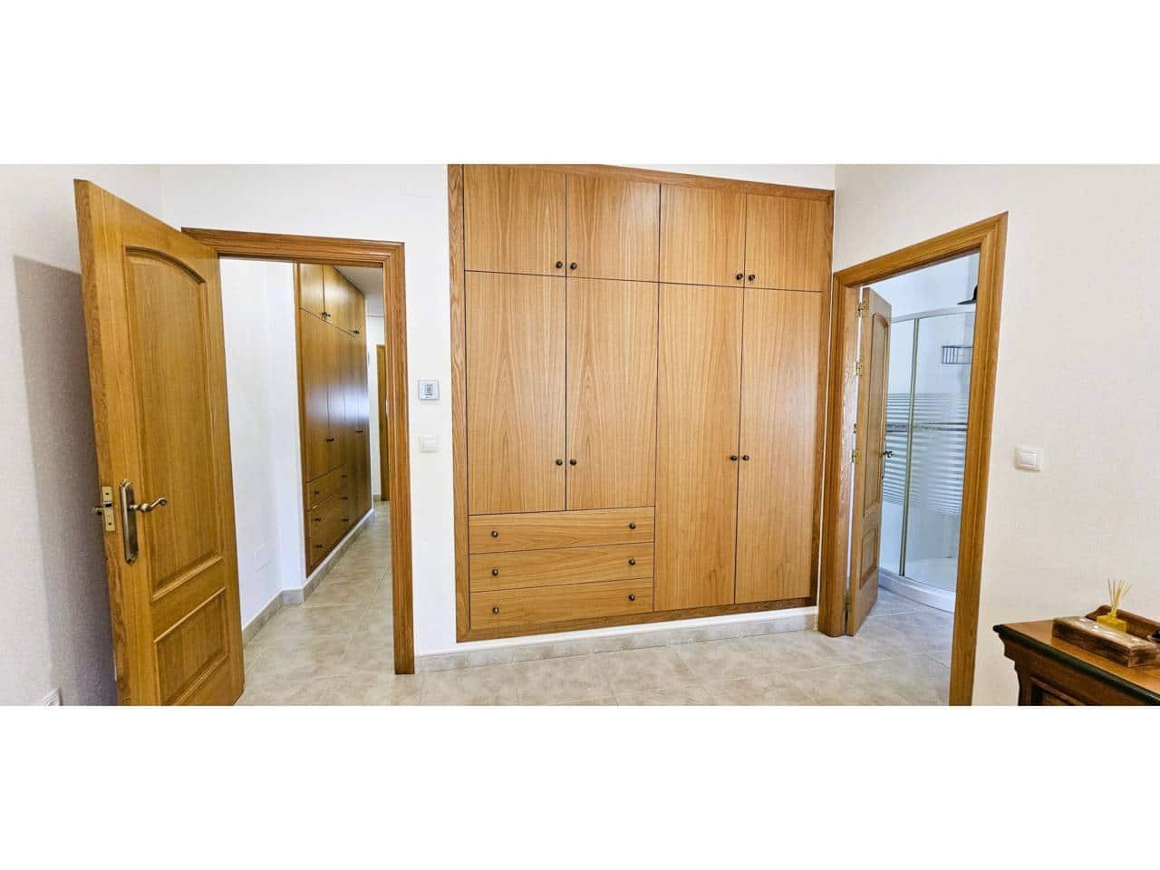 3 Zimmer Villa zu verkaufen in Totana mit Pool Garage - 470.000 € (Ref: 9911374)