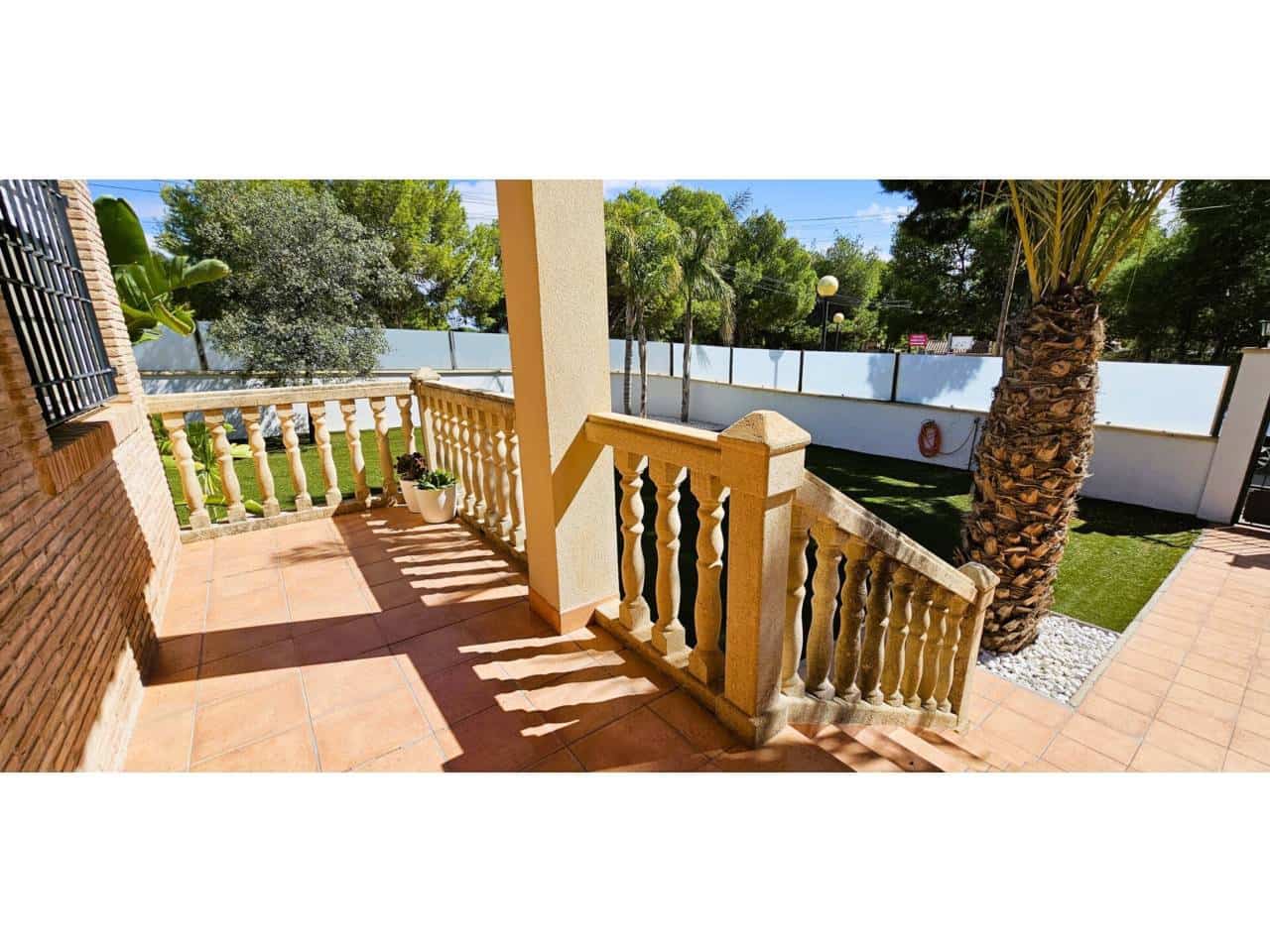3 Zimmer Villa zu verkaufen in Totana mit Pool Garage - 470.000 € (Ref: 9911374)