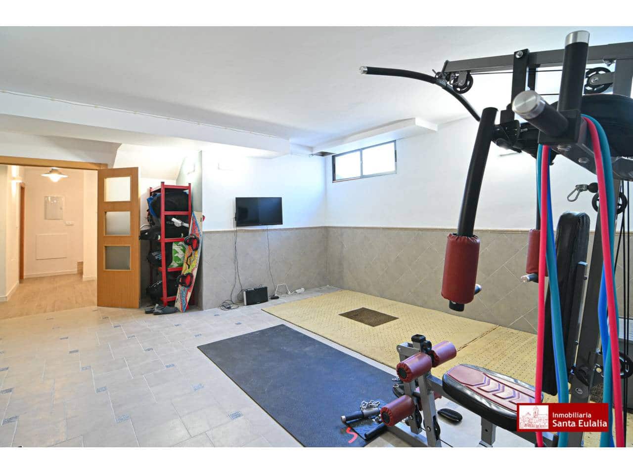 5 sypialnia Willa na sprzedaż w Aledo z basenem garażem - 525 000 € (Ref: 9911376)