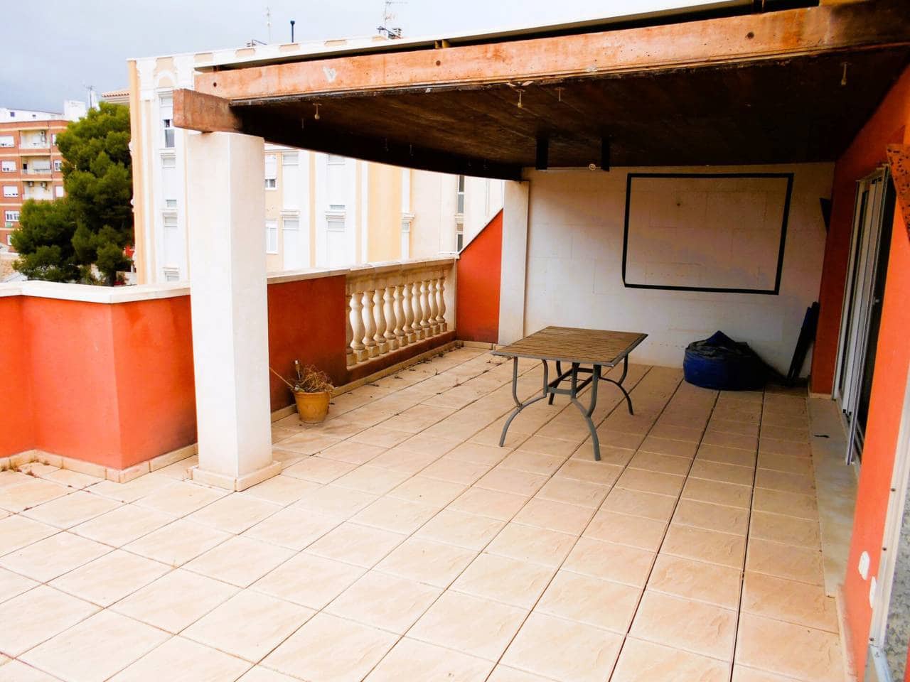 Ático de 2 habitaciones en Totana en venta con garaje - 220.000 € (Ref: 9911378)