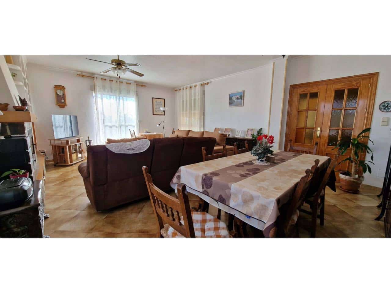 10 Zimmer Villa zu verkaufen in Totana mit Garage - 415.000 € (Ref: 9911379)
