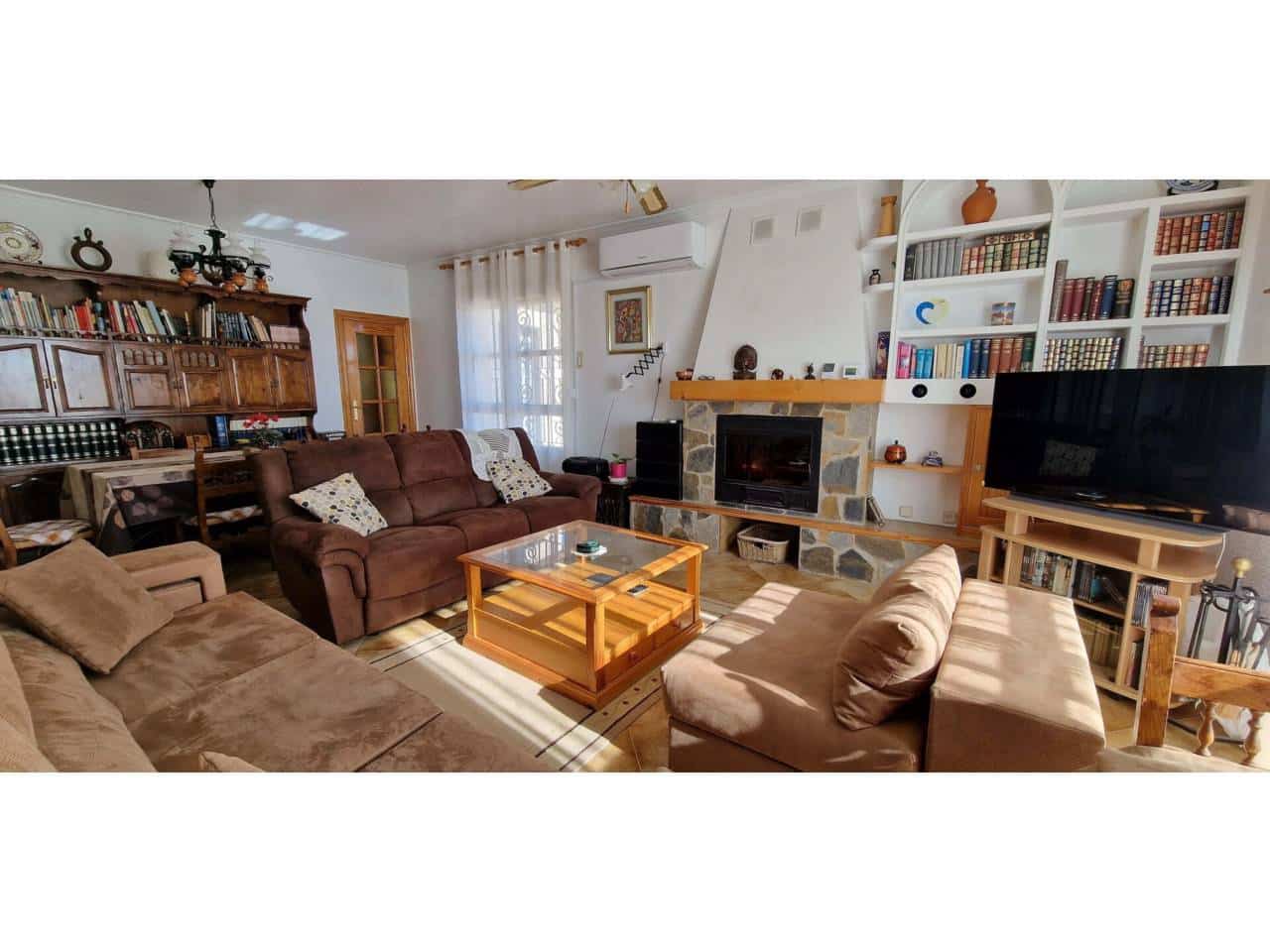 10 Zimmer Villa zu verkaufen in Totana mit Garage - 415.000 € (Ref: 9911379)
