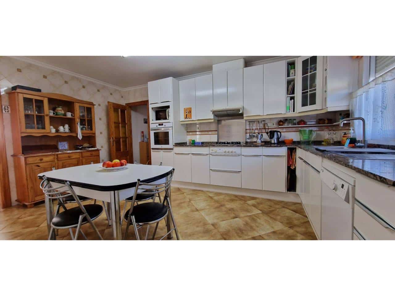 10 Zimmer Villa zu verkaufen in Totana mit Garage - 415.000 € (Ref: 9911379)