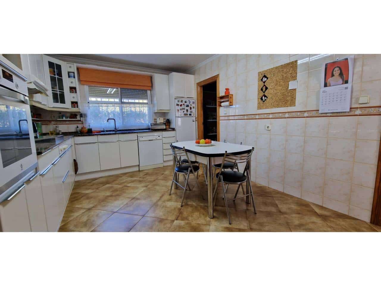 10 Zimmer Villa zu verkaufen in Totana mit Garage - 415.000 € (Ref: 9911379)