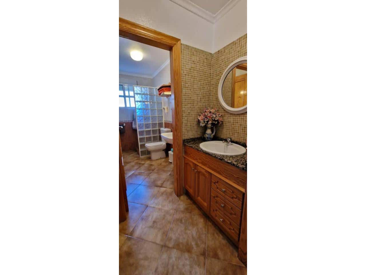 10 Zimmer Villa zu verkaufen in Totana mit Garage - 415.000 € (Ref: 9911379)