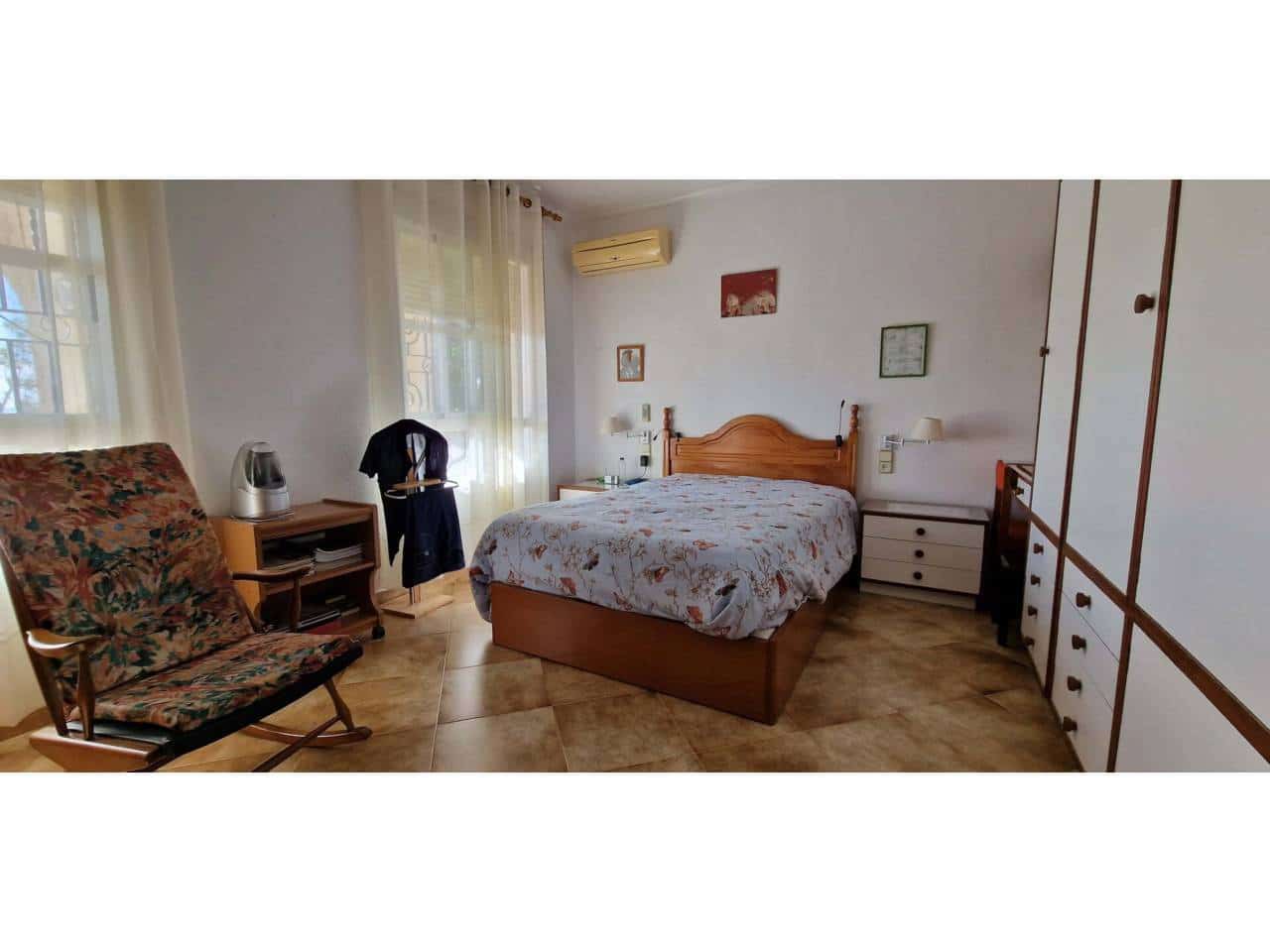 10 Zimmer Villa zu verkaufen in Totana mit Garage - 415.000 € (Ref: 9911379)