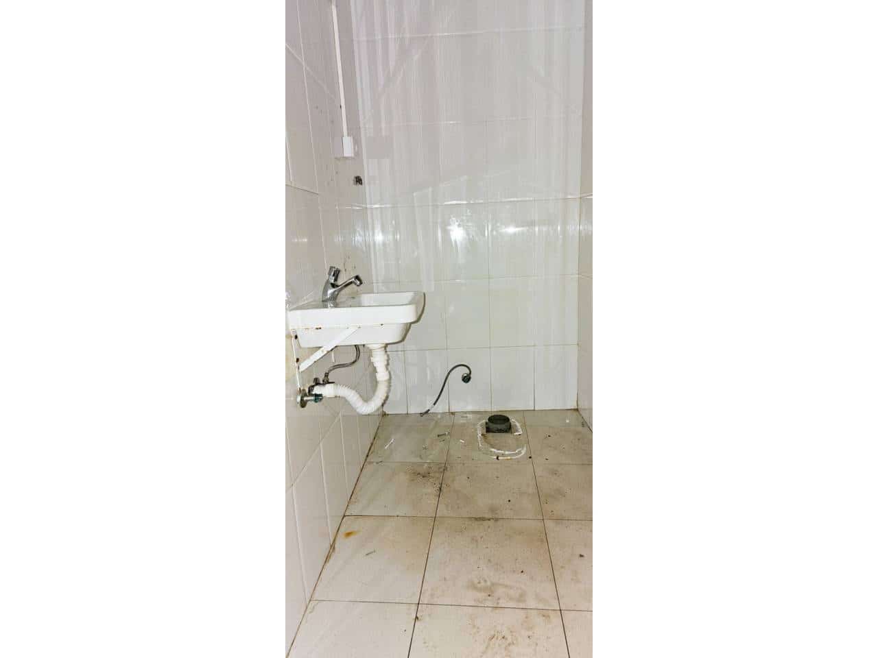 Comercial para venda em Totana com garagem - 240 000 € (Ref: 9911389)
