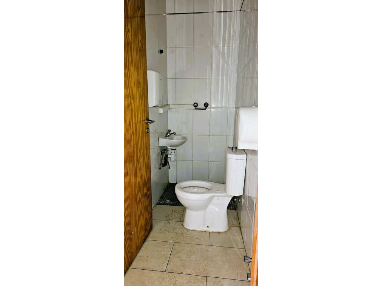 Comercial para venda em Totana com garagem - 240 000 € (Ref: 9911389)