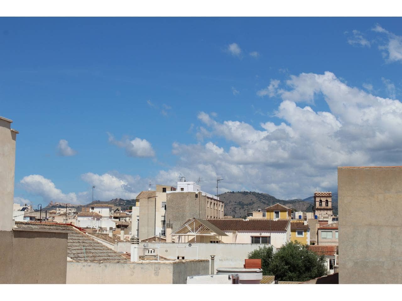 Ático de 4 habitaciones en Totana en venta con garaje - 185.000 € (Ref: 9911392)