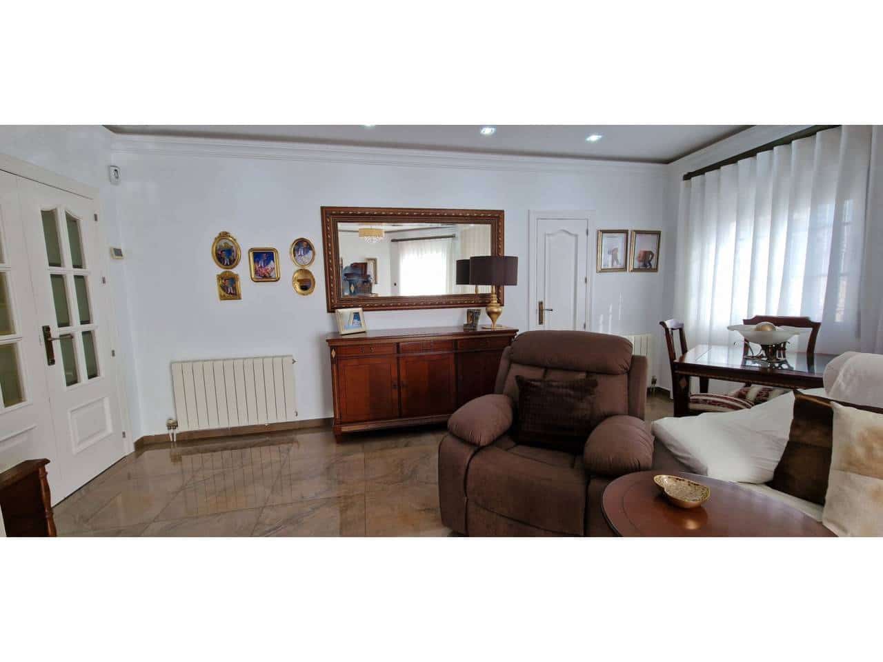 4 sovrum Hus till salu i Totana med garage - 286 000 € (Ref: 9911397)
