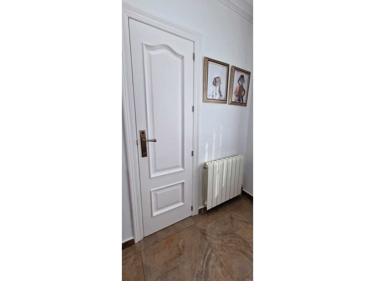 4 sovrum Hus till salu i Totana med garage - 286 000 € (Ref: 9911397)