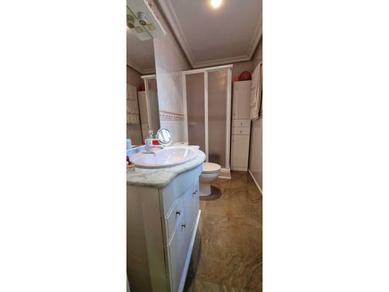 4 sovrum Hus till salu i Totana med garage - 286 000 € (Ref: 9911397)