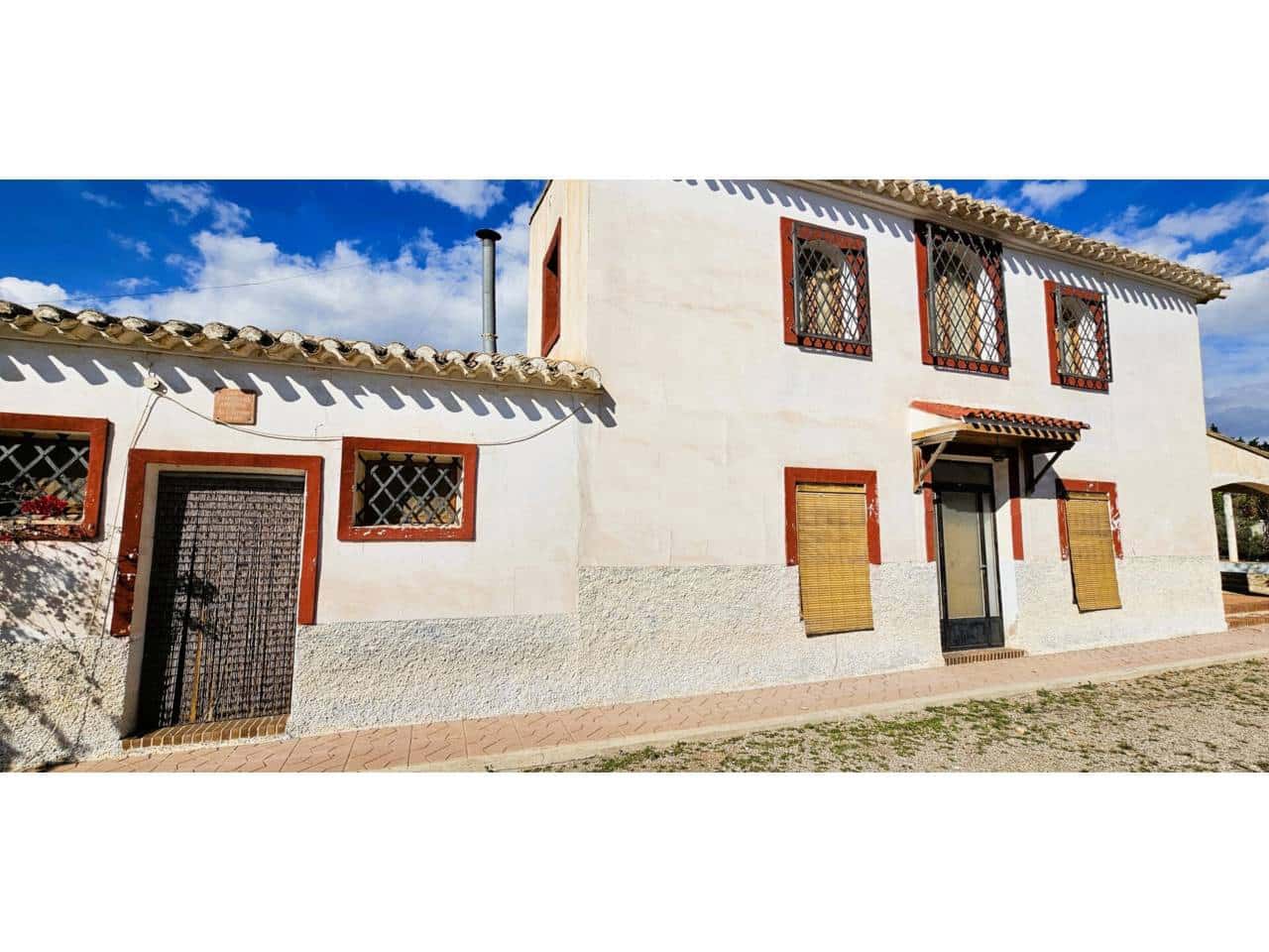 5 soveværelse Finca/Landehus til salg i Totana med swimmingpool garage - € 275.000 (Ref: 9911398)