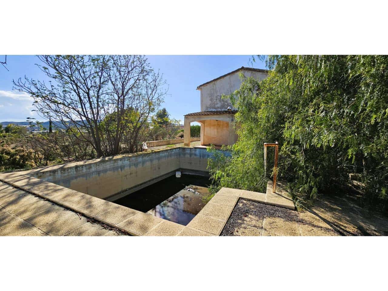 5 soveværelse Finca/Landehus til salg i Totana med swimmingpool garage - € 275.000 (Ref: 9911398)