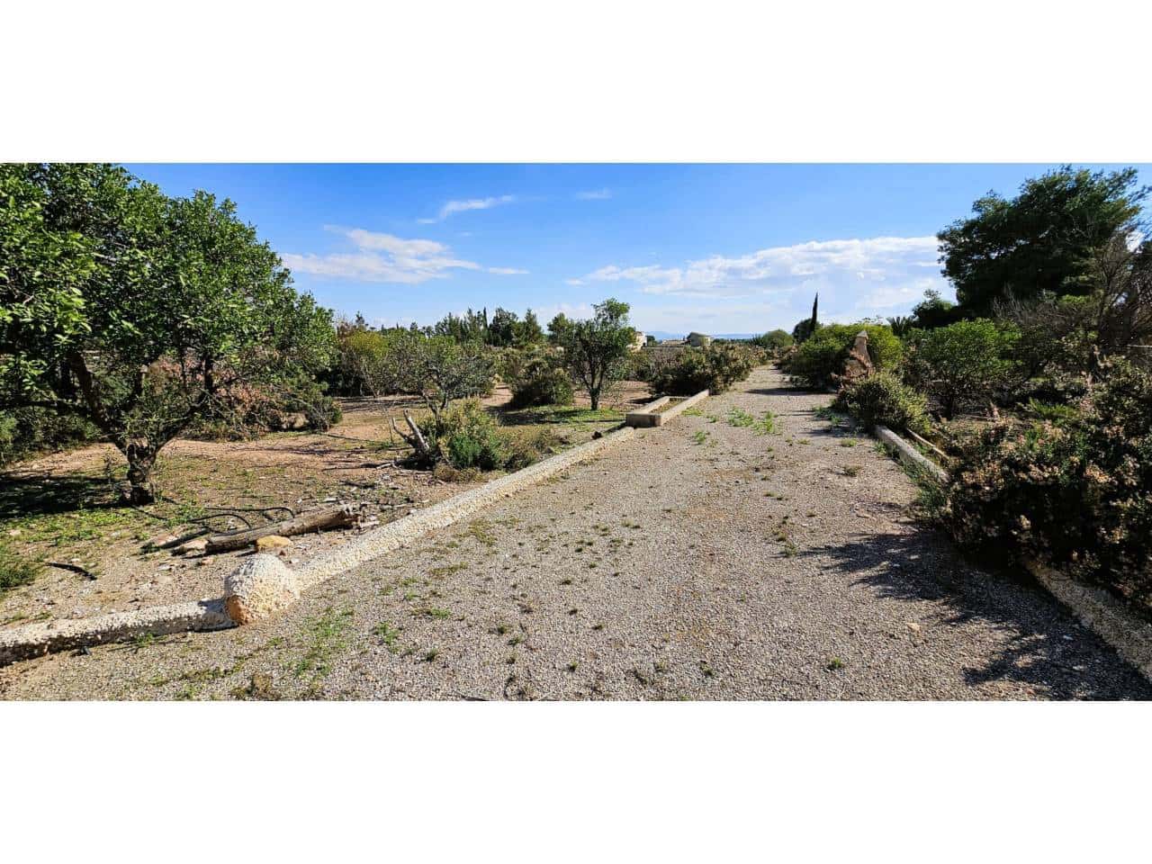 5 soveværelse Finca/Landehus til salg i Totana med swimmingpool garage - € 275.000 (Ref: 9911398)