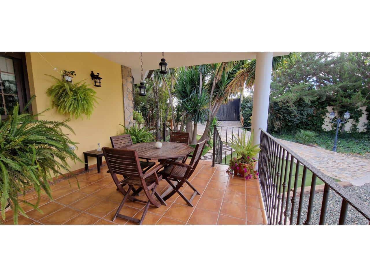 3 bedroom Villa for sale in Totana with pool garage - € 400,000 (Ref: 9911400)