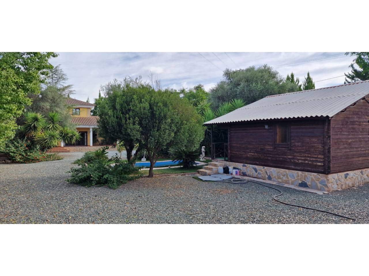 3 bedroom Villa for sale in Totana with pool garage - € 400,000 (Ref: 9911400)