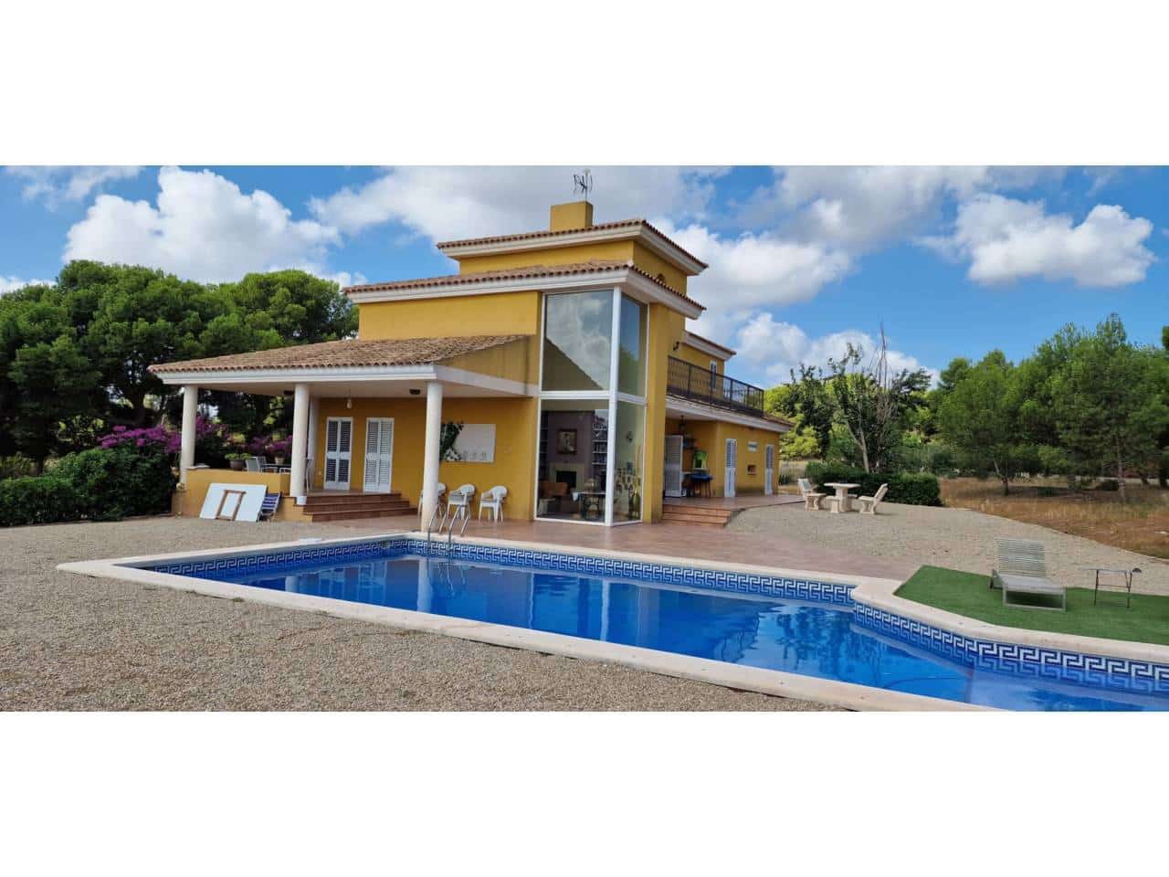 4 Zimmer Villa zu verkaufen in Totana mit Pool Garage - 425.000 € (Ref: 9911402)