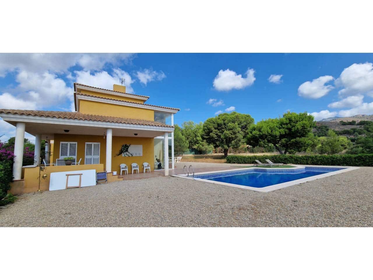 4 Zimmer Villa zu verkaufen in Totana mit Pool Garage - 425.000 € (Ref: 9911402)