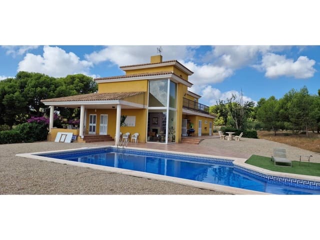 4 bedroom Villa for sale in Totana with pool garage - € 425,000 (Ref: 9911402)