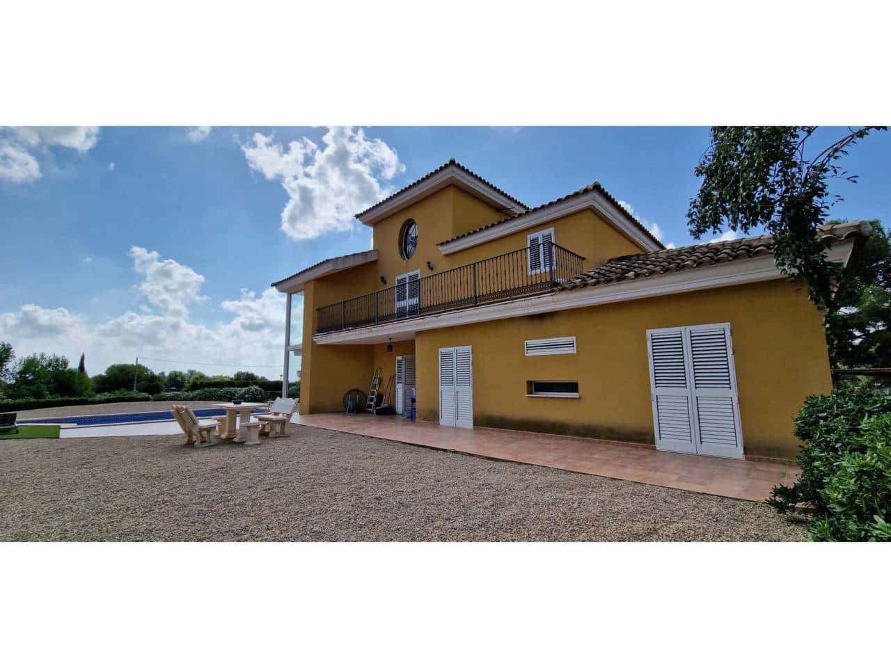 4 Zimmer Villa zu verkaufen in Totana mit Pool Garage - 425.000 € (Ref: 9911402)