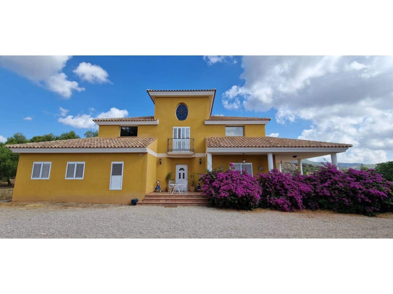 4 Zimmer Villa zu verkaufen in Totana mit Pool Garage - 425.000 € (Ref: 9911402)