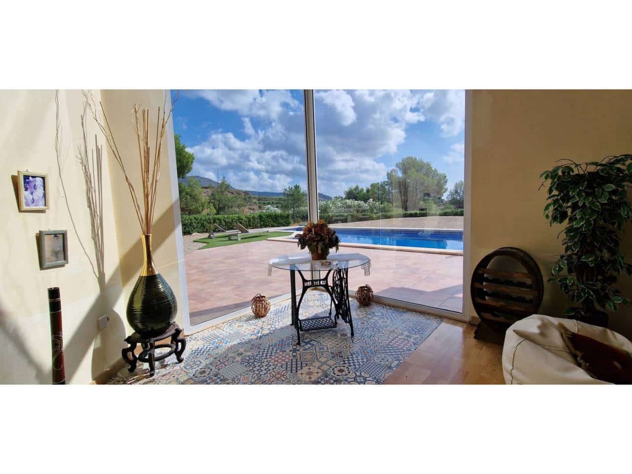 4 Zimmer Villa zu verkaufen in Totana mit Pool Garage - 425.000 € (Ref: 9911402)