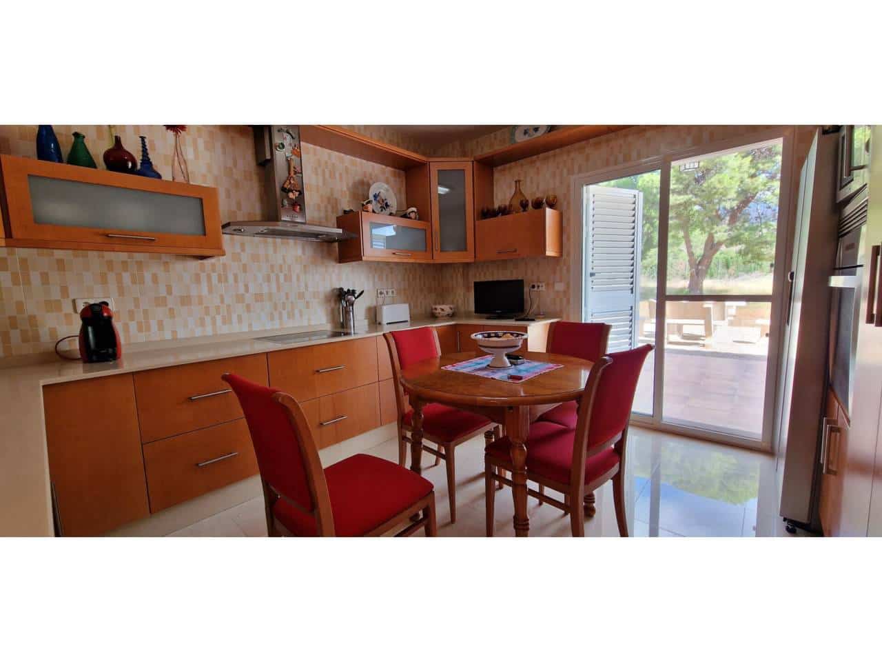 4 Zimmer Villa zu verkaufen in Totana mit Pool Garage - 425.000 € (Ref: 9911402)