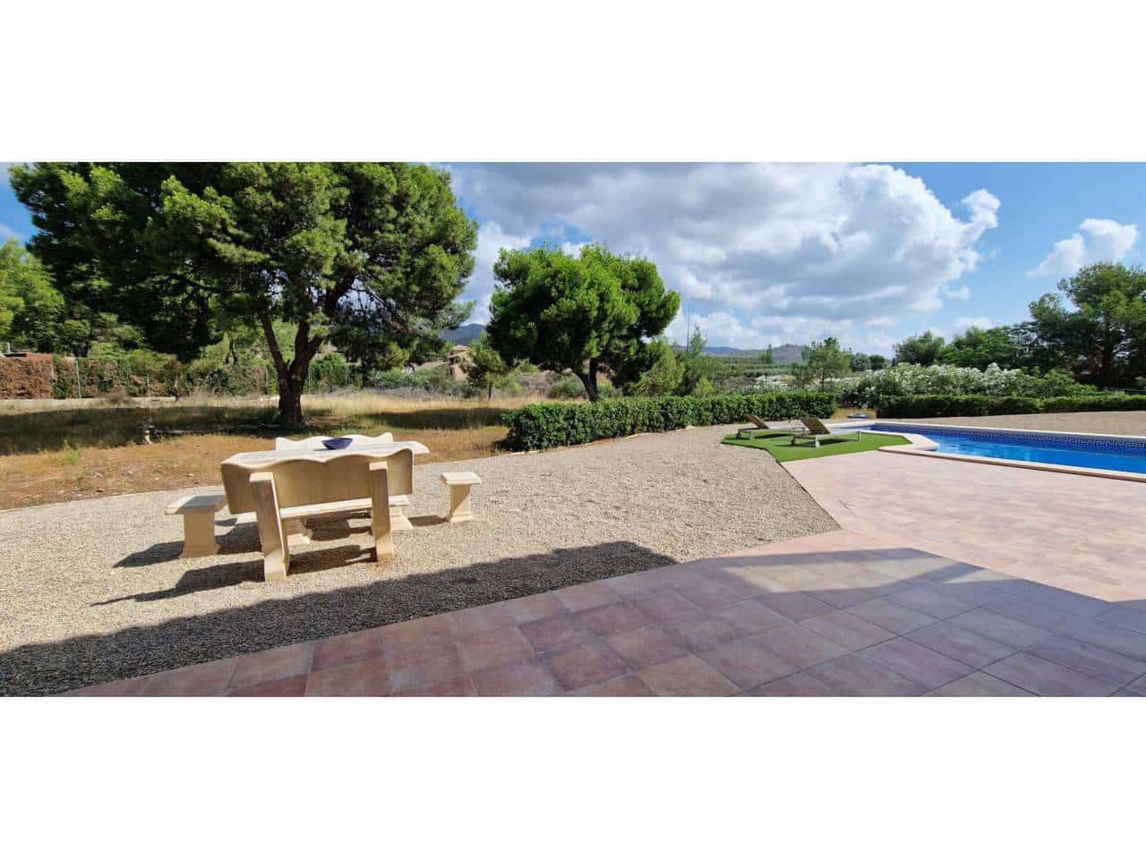 4 Zimmer Villa zu verkaufen in Totana mit Pool Garage - 425.000 € (Ref: 9911402)