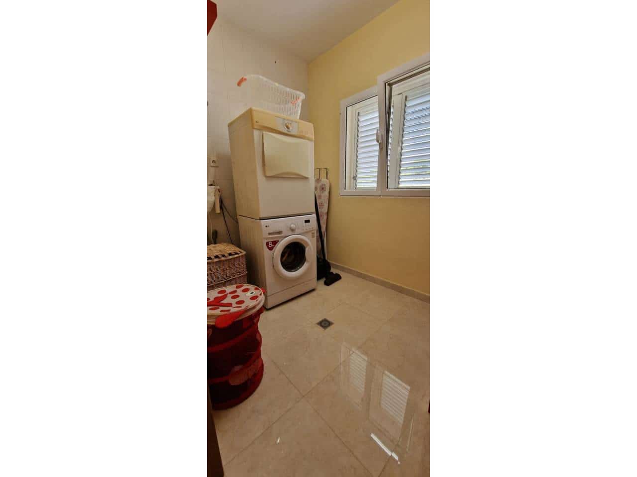 4 Zimmer Villa zu verkaufen in Totana mit Pool Garage - 425.000 € (Ref: 9911402)