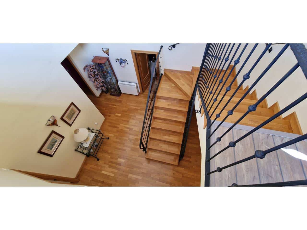 4 Zimmer Villa zu verkaufen in Totana mit Pool Garage - 425.000 € (Ref: 9911402)