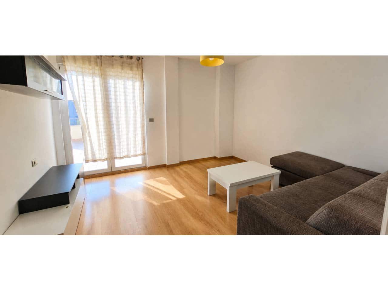 Piso de 3 habitaciones en Totana en venta con garaje - 135.000 € (Ref: 9923109)