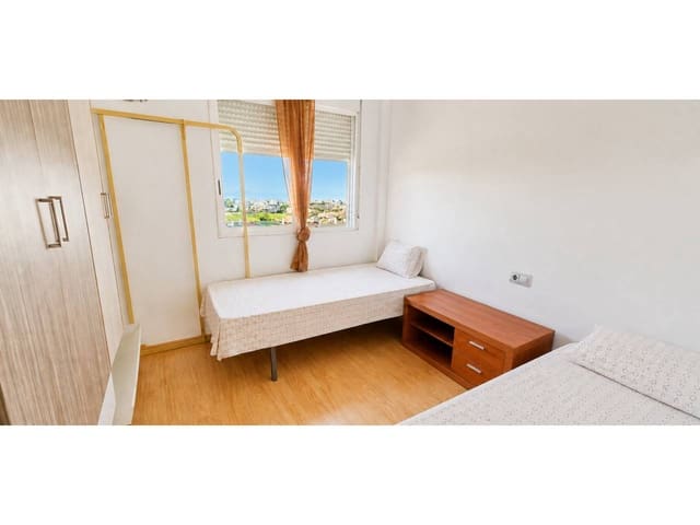 Piso de 3 habitaciones en Totana en venta con garaje - 135.000 € (Ref: 9923109)