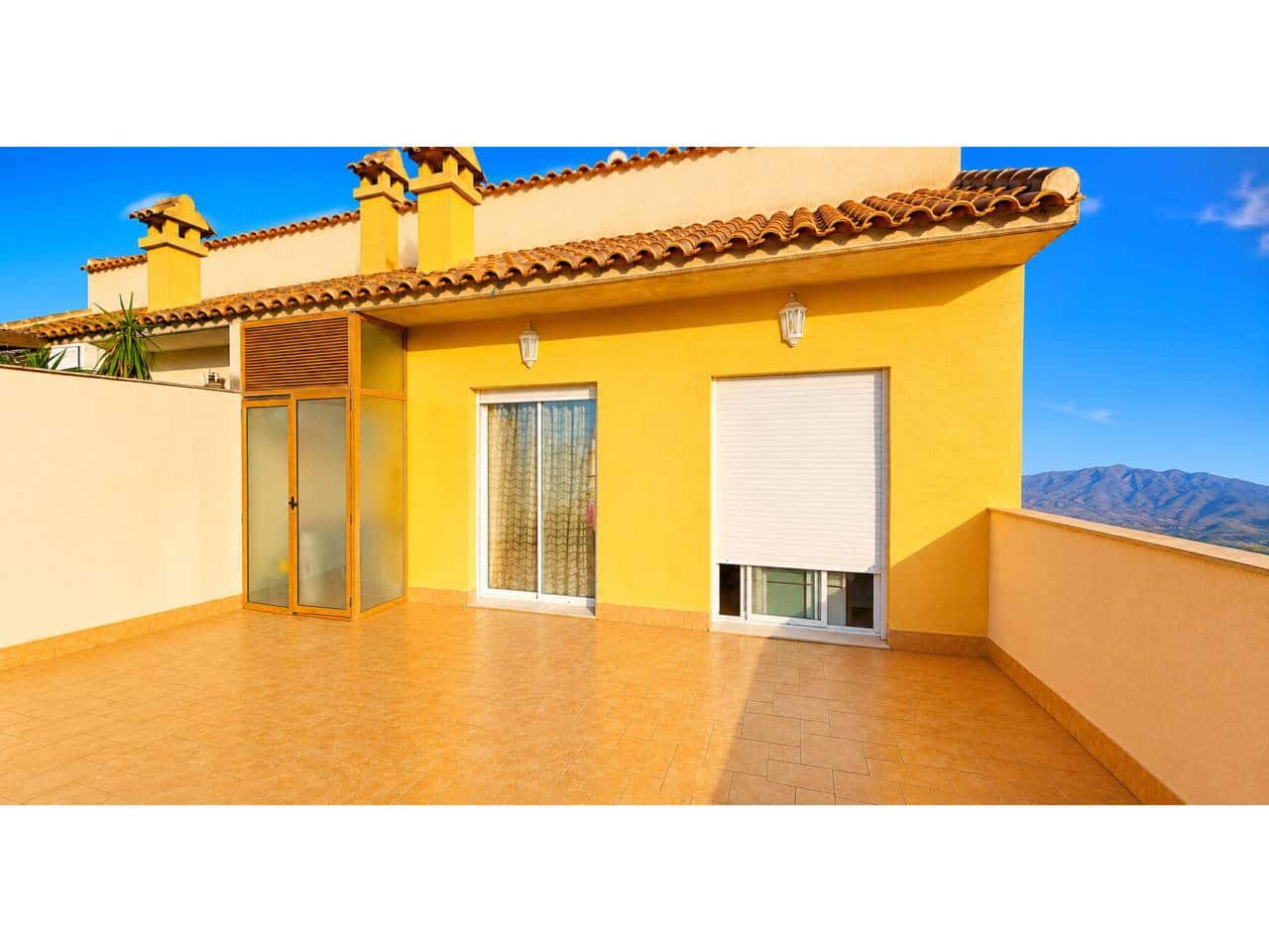 Piso de 3 habitaciones en Totana en venta con garaje - 135.000 € (Ref: 9923109)