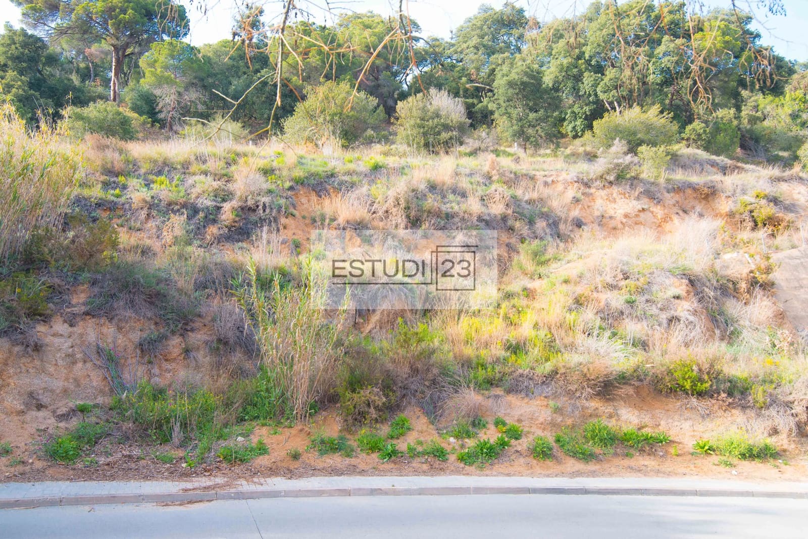 Tomt till salu i Arenys de Munt - 250 000 € (Ref: 9352790)