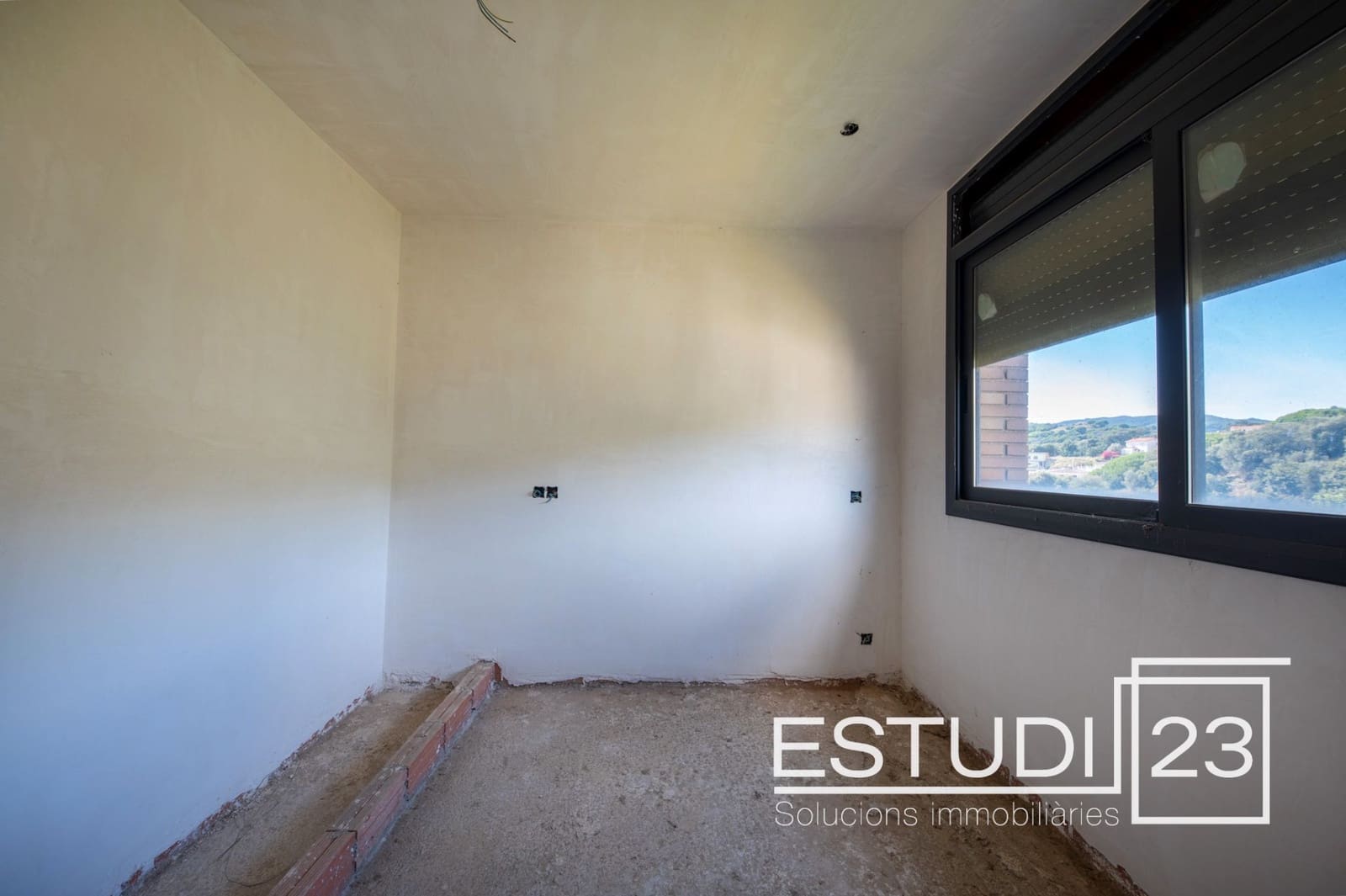 7 sypialnia Willa na sprzedaż w Arenys de Munt z garażem - 470 000 € (Ref: 9352793)