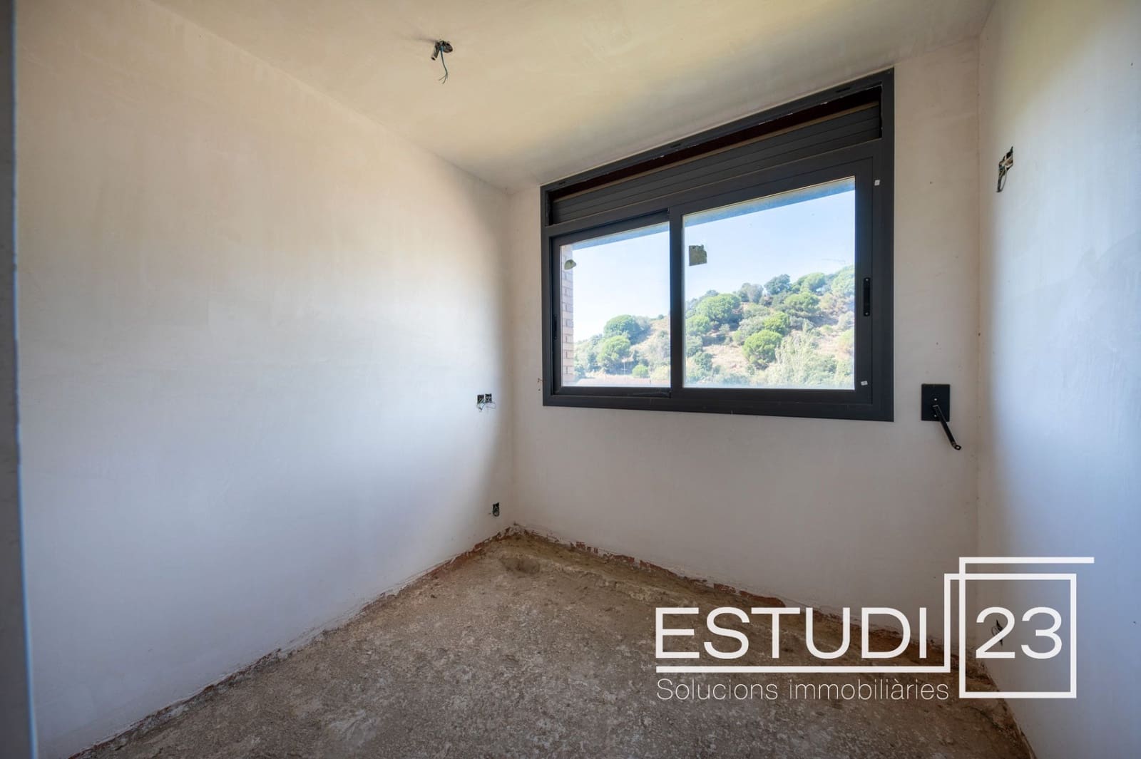 7 sypialnia Willa na sprzedaż w Arenys de Munt z garażem - 470 000 € (Ref: 9352793)