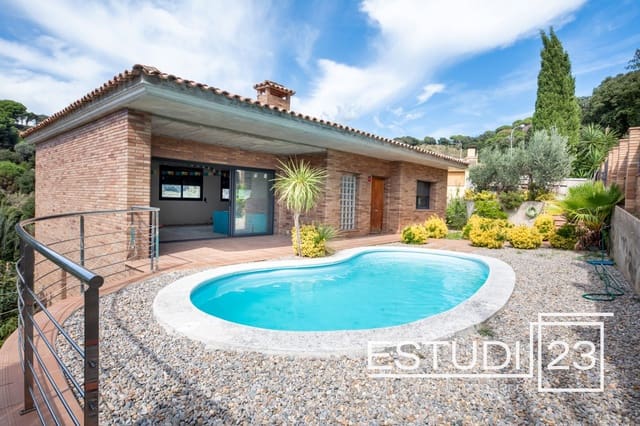 7 soverom Villa til salgs i Arenys de Munt med garasje - € 470 000 (Ref: 9352793)