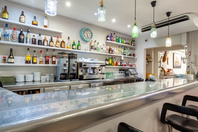 Commercieel te koop in Arenys de Munt - € 450.000 (Ref: 9352794)